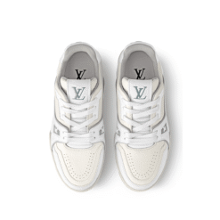 Alternative view of LV Trainer Crema