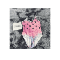 Costume intero con sfumature di monogramma e cut-out