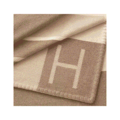 Coperta Avalon III