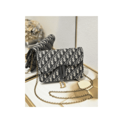 Alternative view of Pochette Saddle