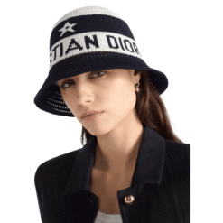 Maglia blu e bianca