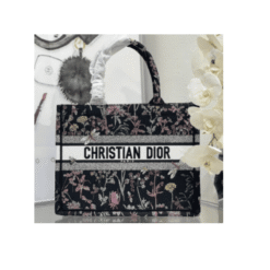 Alternative view of Borsa Book Tote Nera Con Ricamo