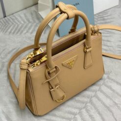 Alternative view of Galleria Saffiano Beige