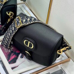Borsa Bobby Oblique nera in vitello granato - immagine 8