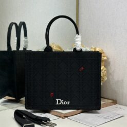 Alternative view of Book Tote Media Nera in Effetto Raffia